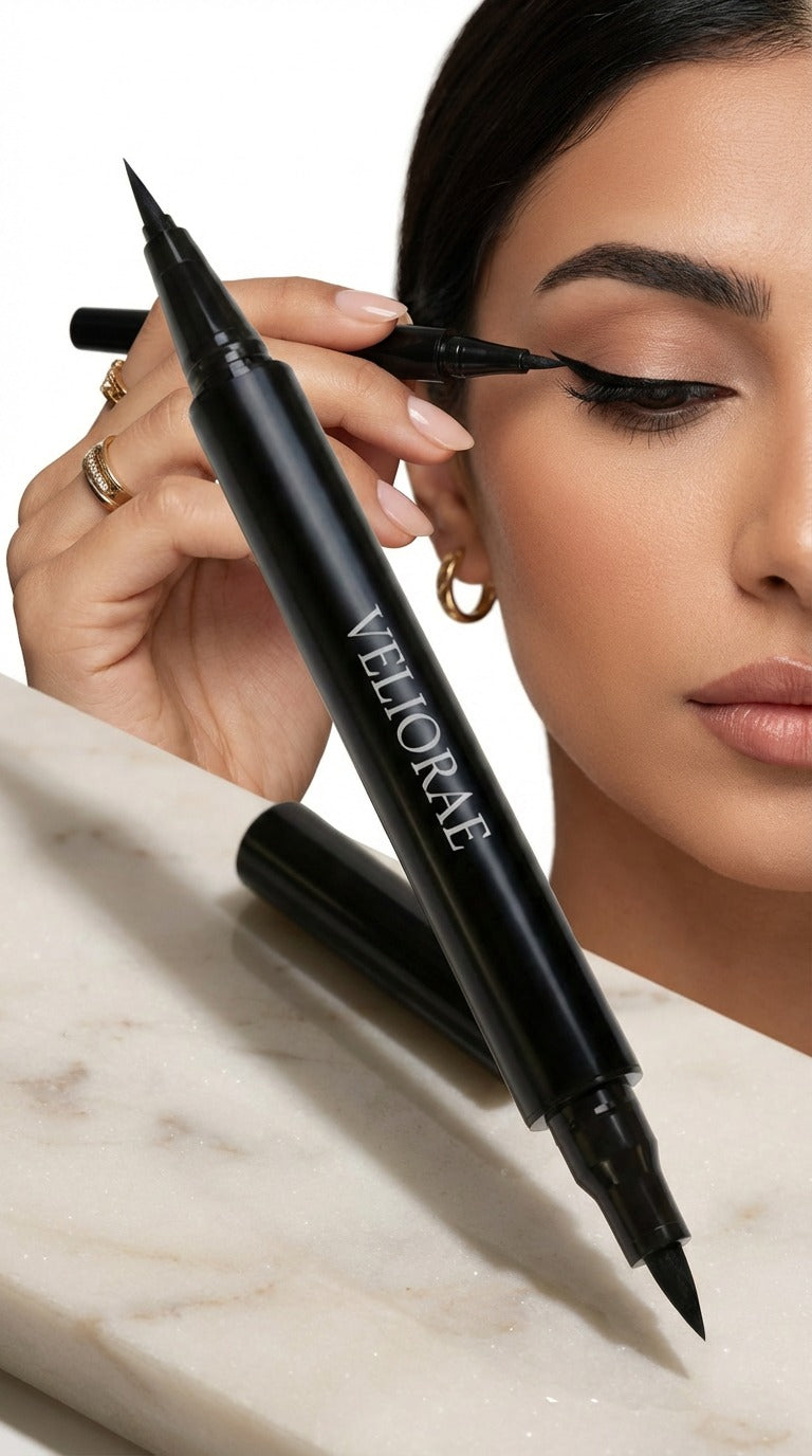 Dual Tip Eye Definer Pen in Black for Precise Eye Makeup Application